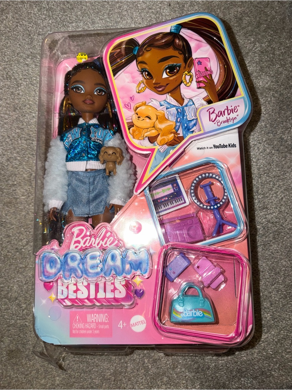 🎄🎁Barbie Dream Besties Brooklyn Doll - Pink/Blue Christmas